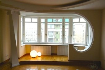 How to attach a balcony to a room and decorate it?